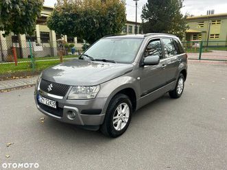 suzuki grand vitara 2.0 comfort +