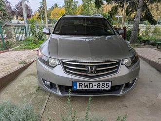 honda accord tourer 2.2 i-dtec executive (nyári + téli felni-abroncs szett)
