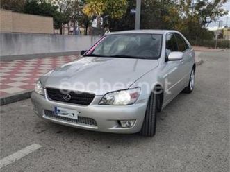 lexus is200