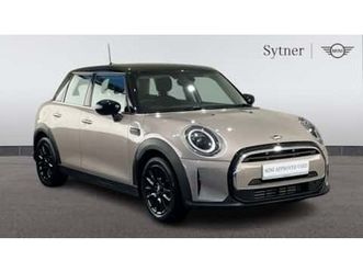 1.5 cooper classic 5dr auto [comfort/nav pack]