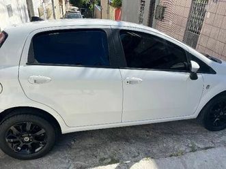 fiat punto attractive italia 1.4 f.flex 8v 5p 2013