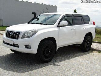 toyota land cruiser 3.0 d-4d auto 60th anniversary c/ extras janeiro/12