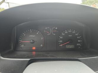 prodajem povoljno hyundai terracan u dobrom stanju