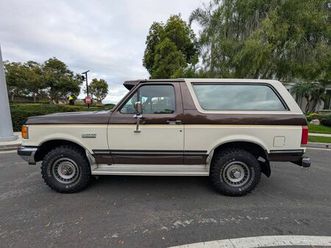 FORD BRONCO ford-bronco-xlt