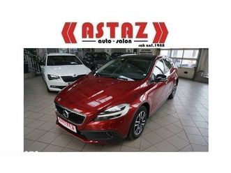 volvo v40 cross country d3 momentum