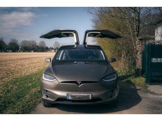 tesla mx p90d - mit super charger suc - 6 sitzer-mcu2