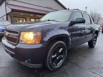 used 2012 chevrolet avalanche 1500 lt
