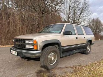 chevrolet suburban 2500 7.4 4x4