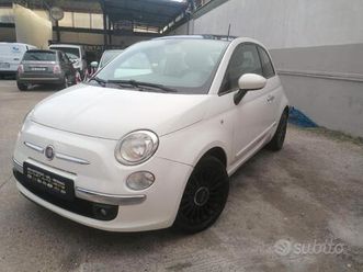 ◊ fiat 500 lounge – anno 2012■fiat 500 lo