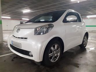 toyota iq 1.0 gasolina fevereiro/09