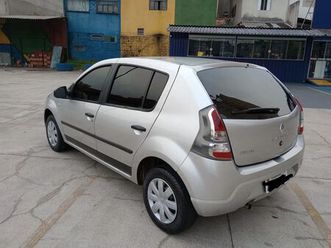 renault sandero completo 2014