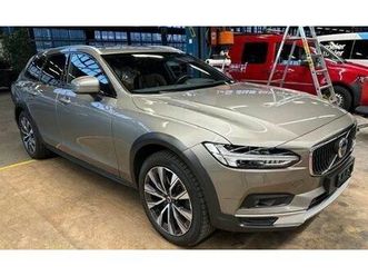volvo-v90-cross-country-b5-diesel-mild-hybrid-awd-geartronic