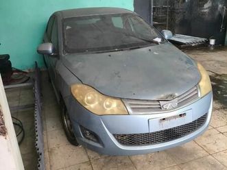 sedan 1.6 16v 119cv 4p
