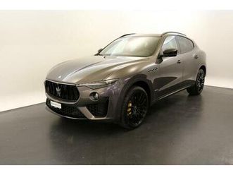 maserati levante 3.0 v6 gransport: réserver un essai sur route !