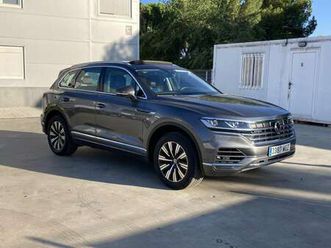 touareg-ehybrid-eleg-3-0-v6-tsi-techo-280-kw-381-cv