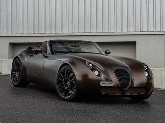 roadster mf4-s 4.0 v8 dkg