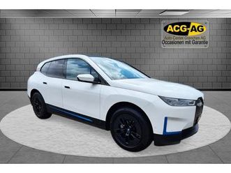 ix xdrive50 ** panorama sky lounge ** ahk ** werksgarantie bis 11.2025 ** harman kardon