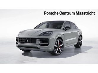 porsche cayenne coupé - e-hybrid black edition