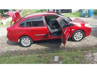 renault symbol privilège hi-flex 1.6 16v 4p 2013