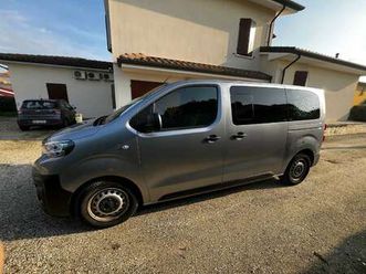 combi 4 serie 9 posti 1.5 120 cv standard