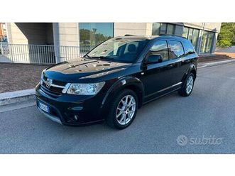 fiat freemont 2.0 mtj 170cv black code 7 posti