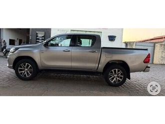 toyota hilux cd srv 4x2 2.7 flex 16v aut. 2020