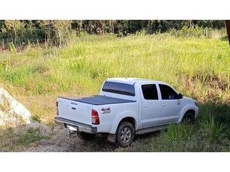 toyota hilux cd srv d4-d 4x4 3.0 tdi diesel aut 2014