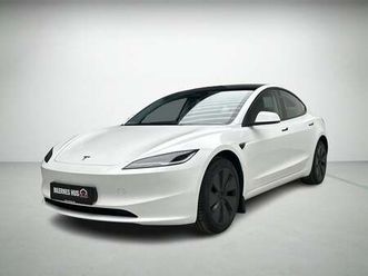 tesla model 3 rwd 4d