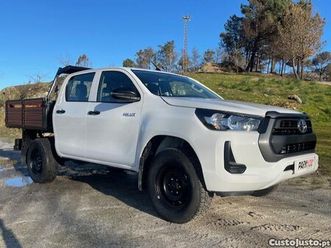 toyota hilux 2.4 d-4d 4wd cd cm outubro/23