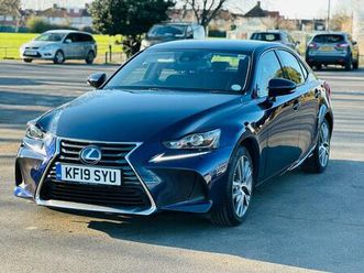 2.5 300h e-cvt euro 6 (start/stop) 4dr