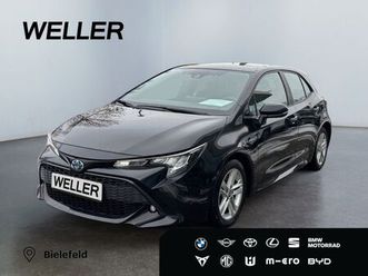 toyota corolla 1.8 hybrid business edition *acc*shz*cam