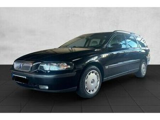 volvo v70 2.5t awd -