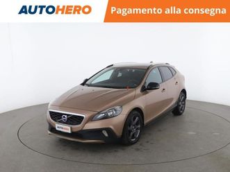 v40 cc (2012-2020) v40 cross country d2 1.6 momentum