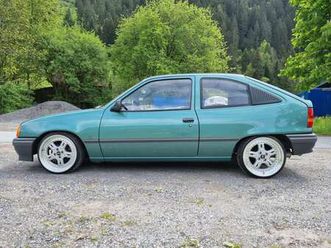 opel kadett e 1.3 i