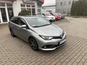 toyota auris touring sports 1.8 hsd executive my17 (automata) hybrid