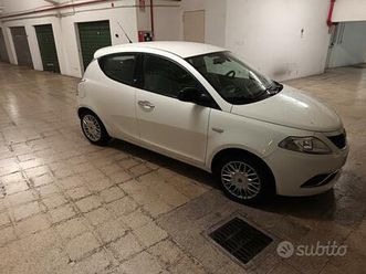 lancia ypsilon 1.2