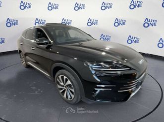 1.5 hybrid auto 2wd boost - *