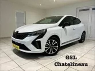 1.6e-tech 145cv 2025 7.484km navi/cam/carplay