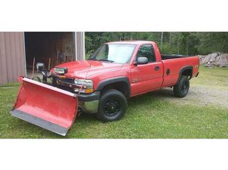 2002 chevy duramax 2500 4wd with heavy duty boss v-plow