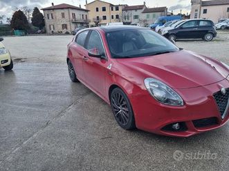 alfa romeo giulietta veloce (quadrifoglio verde)