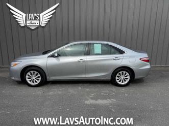 2017 toyota camry se