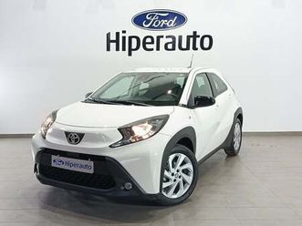 toyota aygo x cross play