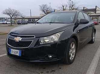 cruze hatchback 1.6 ls 124cv