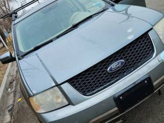 2007 ford freestyle awd!