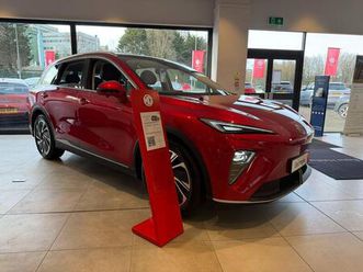 77kwh trophy auto 4wd 5dr