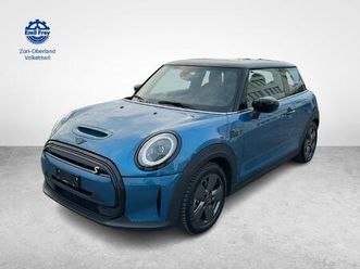 mini mini f56 cooper se: réserver un essai sur route !