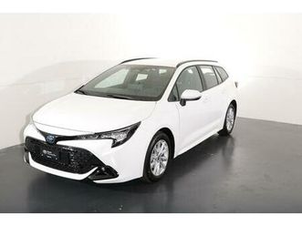 toyota corolla touring sports 1.8 hsd comfort: réserver un essai sur route !
