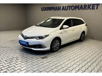 1,8 hybrid at executive combi