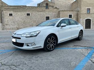 citroën c5 ii exclusive 2.2 hdi 204 cv - 119.528km