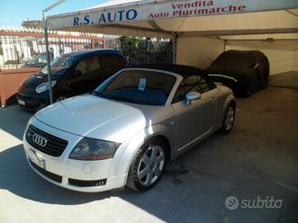 audi-tt-roadster-1-8-t-20v-225-cv-cat-quattro-01